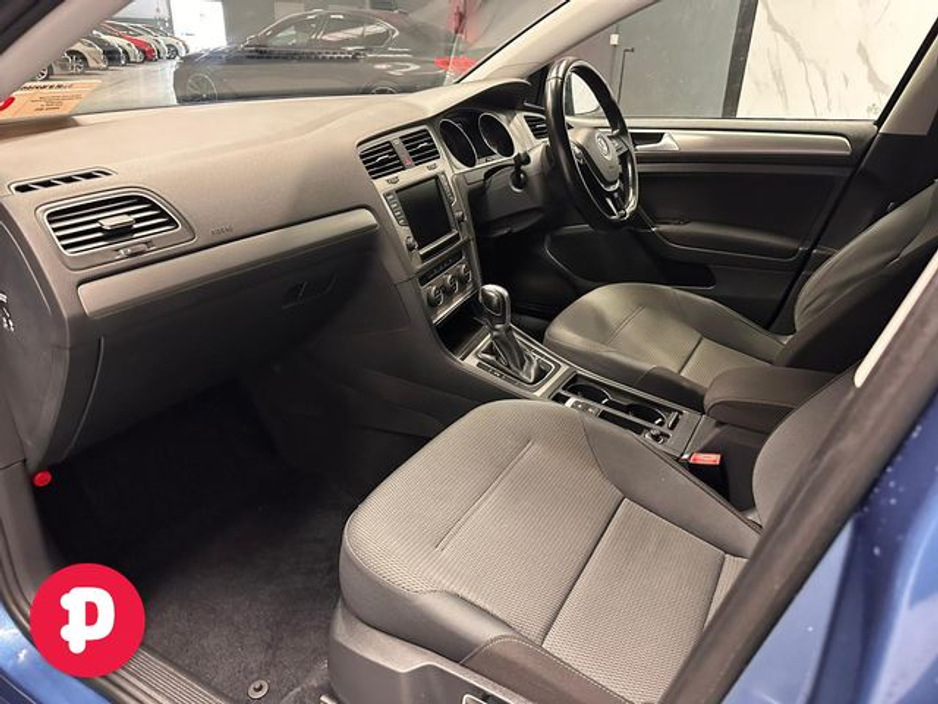 2016 Volkswagen Golf - image 10