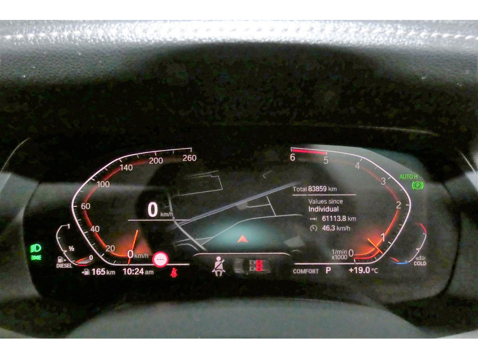 2020 BMW X5 - image 18