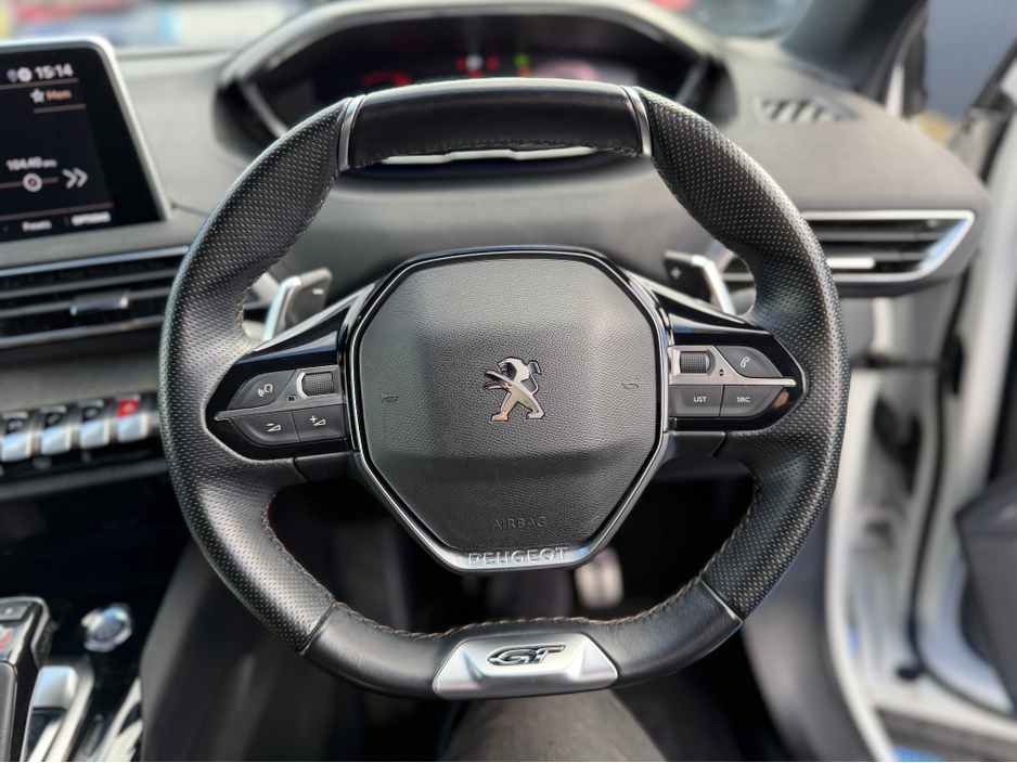 2020 Peugeot 3008 - image 18