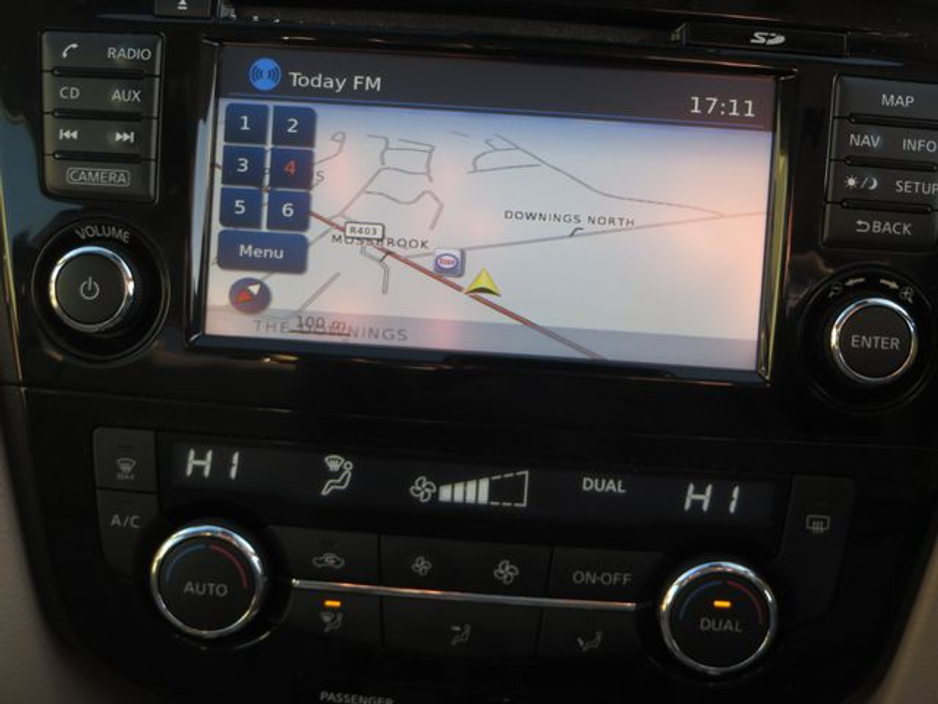 2017 Nissan X-Trail - image 23