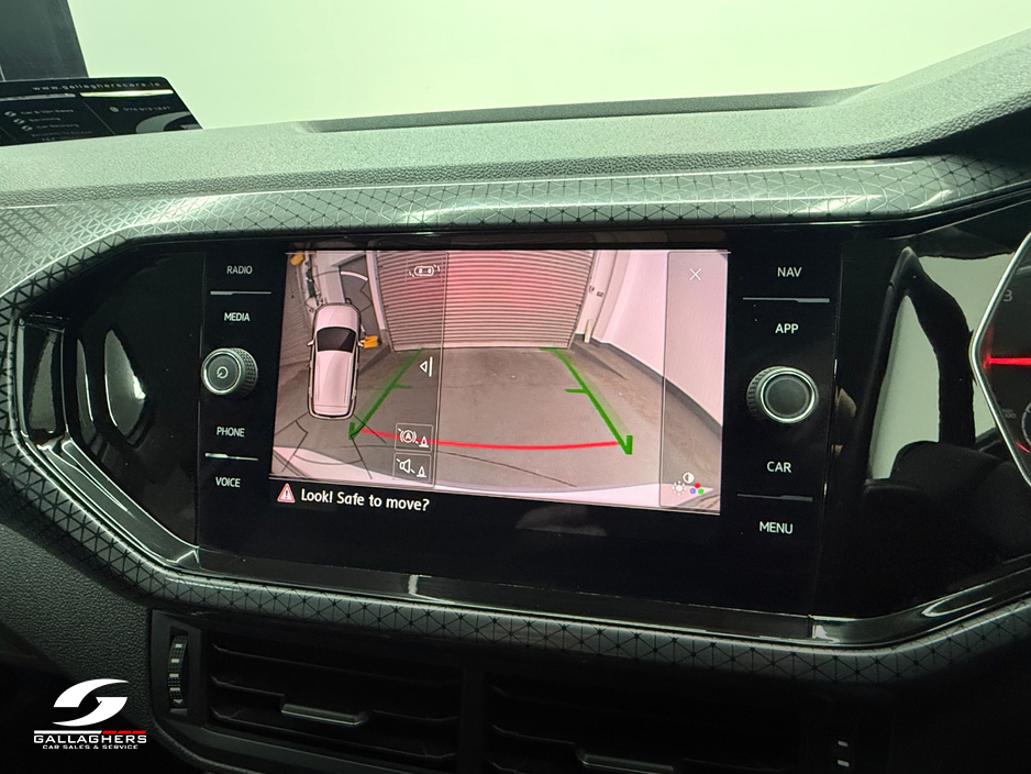 2019 Volkswagen T-Cross - image 19