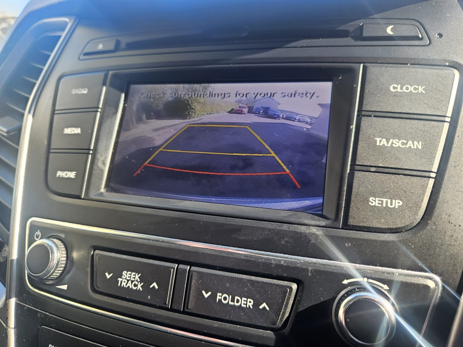 2017 Hyundai Santa Fe - image 19