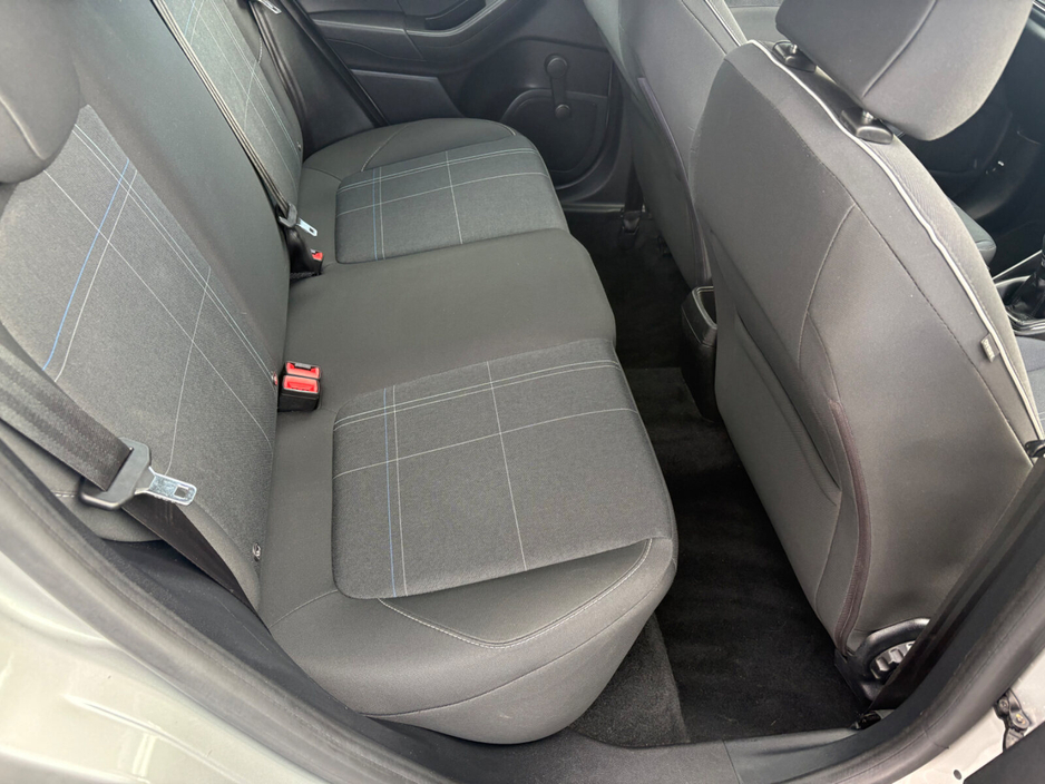 2018 Ford Fiesta - image 10