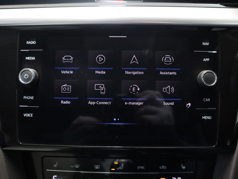 2023 Volkswagen Arteon - image 19