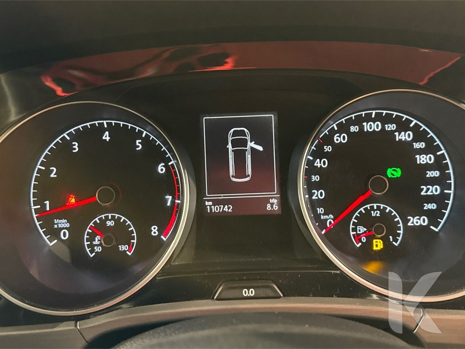 2017 Volkswagen Touran - image 18