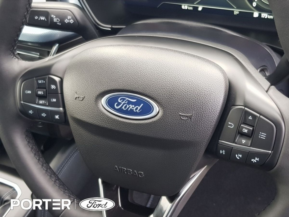 2023 Ford Focus - image 23