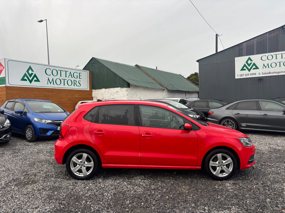 2016 Volkswagen Polo  €11,950
