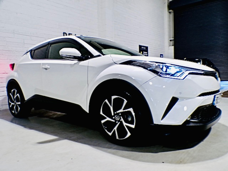 2018 Toyota C-HR - image 6