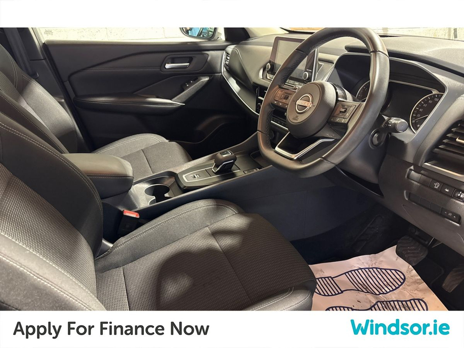 2024 Nissan Qashqai 1.3 PET MILD HYBRID SV CVT €30,995