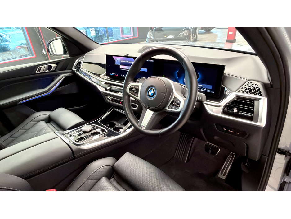 2025 BMW X5 50E MSPORT PRO €95,950