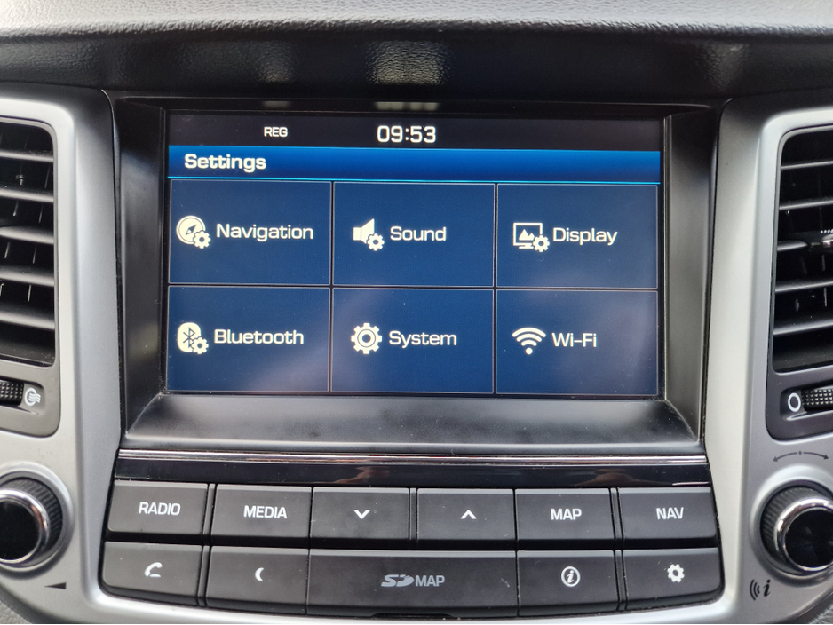 2017 Hyundai Tucson - image 23