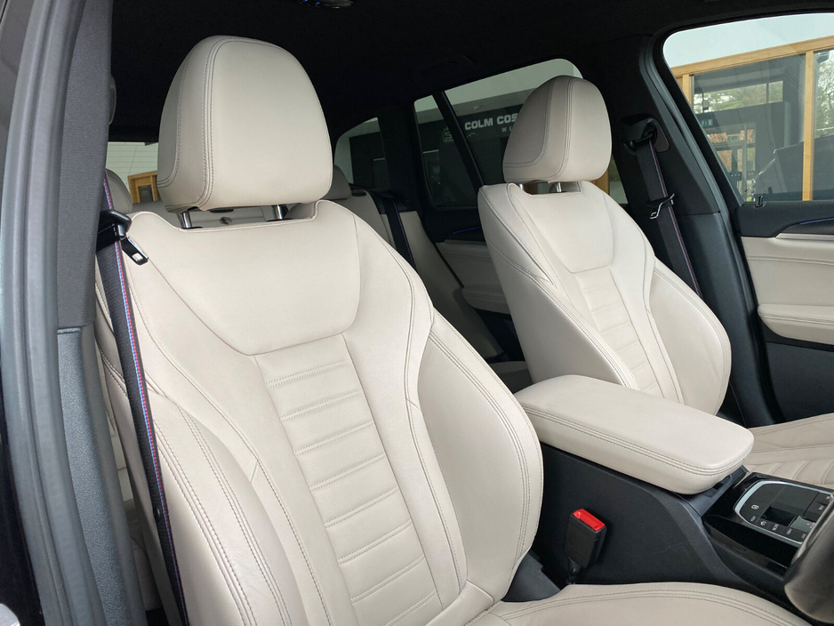 2023 BMW X3 - image 8