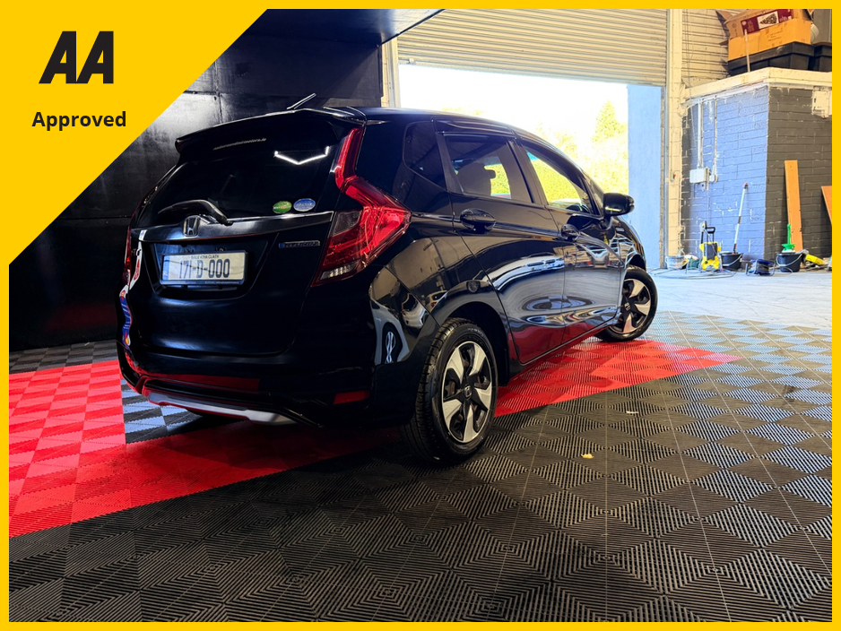 2017 Honda Fit - image 17