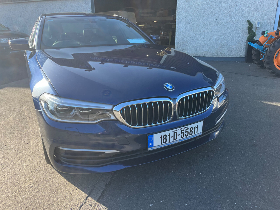 2018 BMW 5 Series - image 3