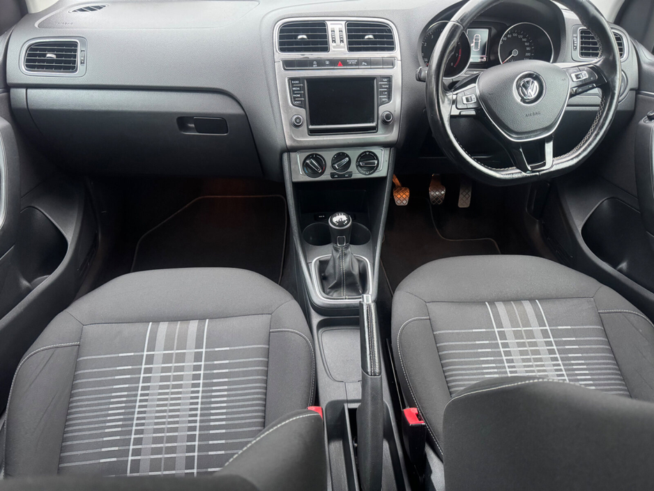 2016 Volkswagen Polo 1.0 5DR 75HP Lounge €9,950