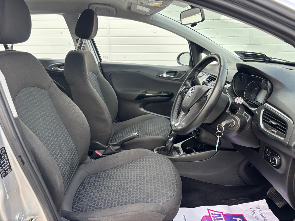 2015 Opel Corsa - image 4