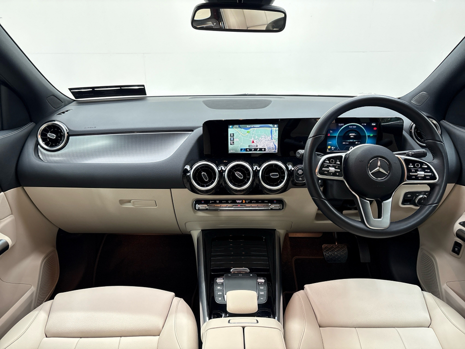 2021 Mercedes-Benz GLA Class - image 8