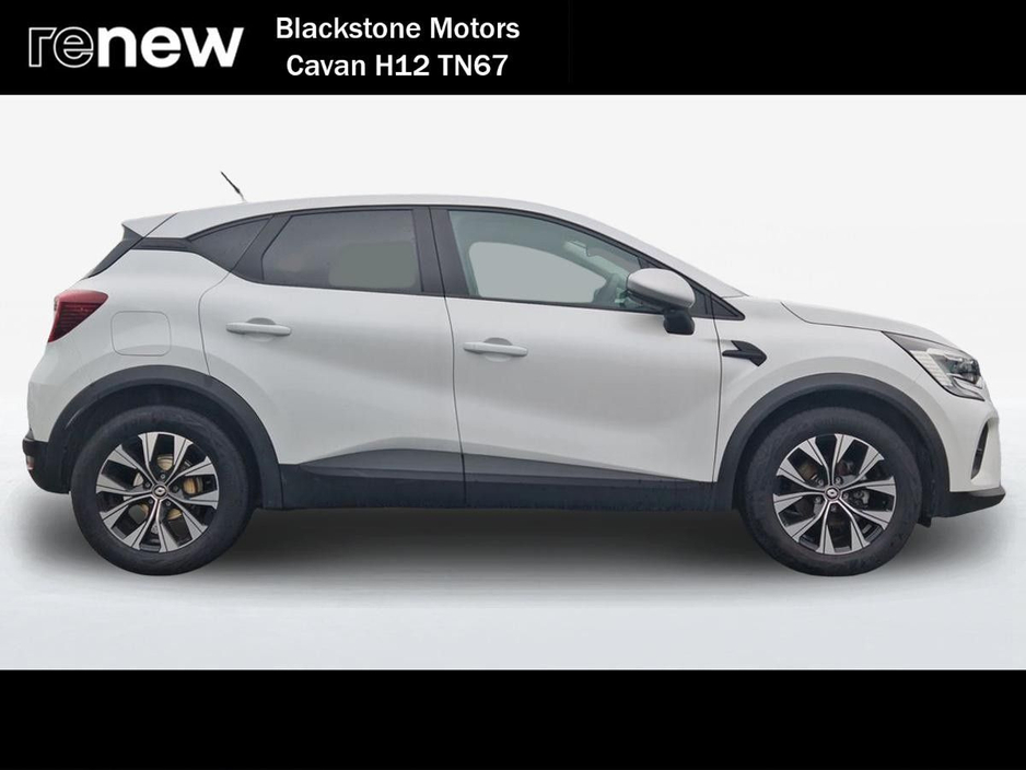 2024 Renault Captur - image 7