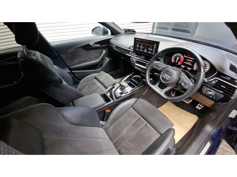 2021 Audi A4 - image 11