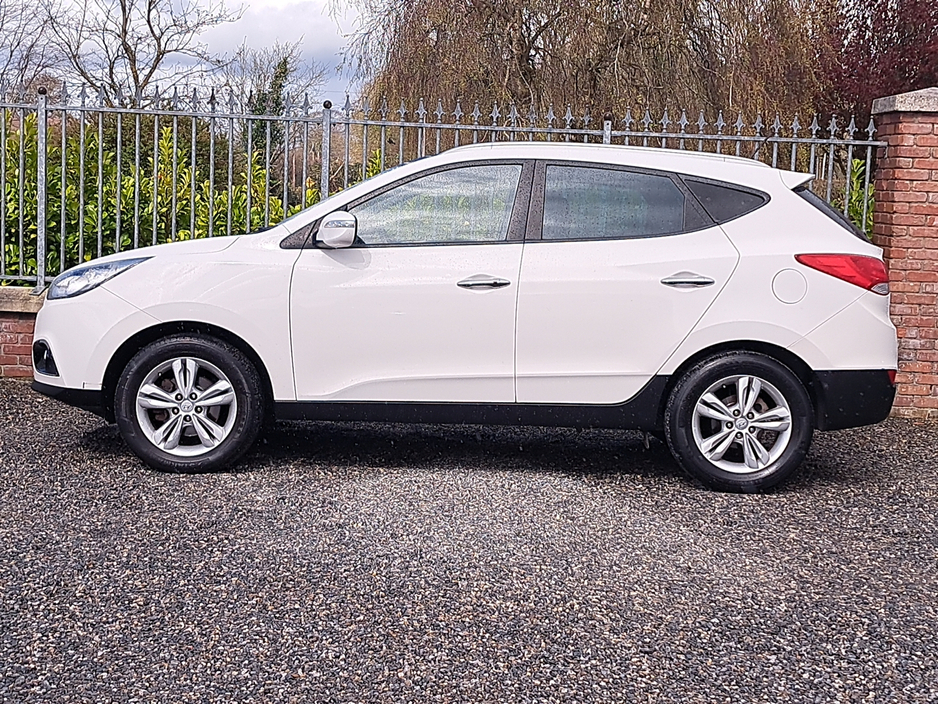2013 Hyundai ix35 - image 4