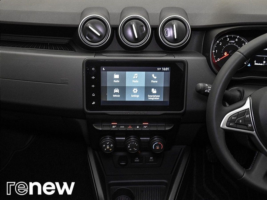 2023 Dacia Duster - image 30