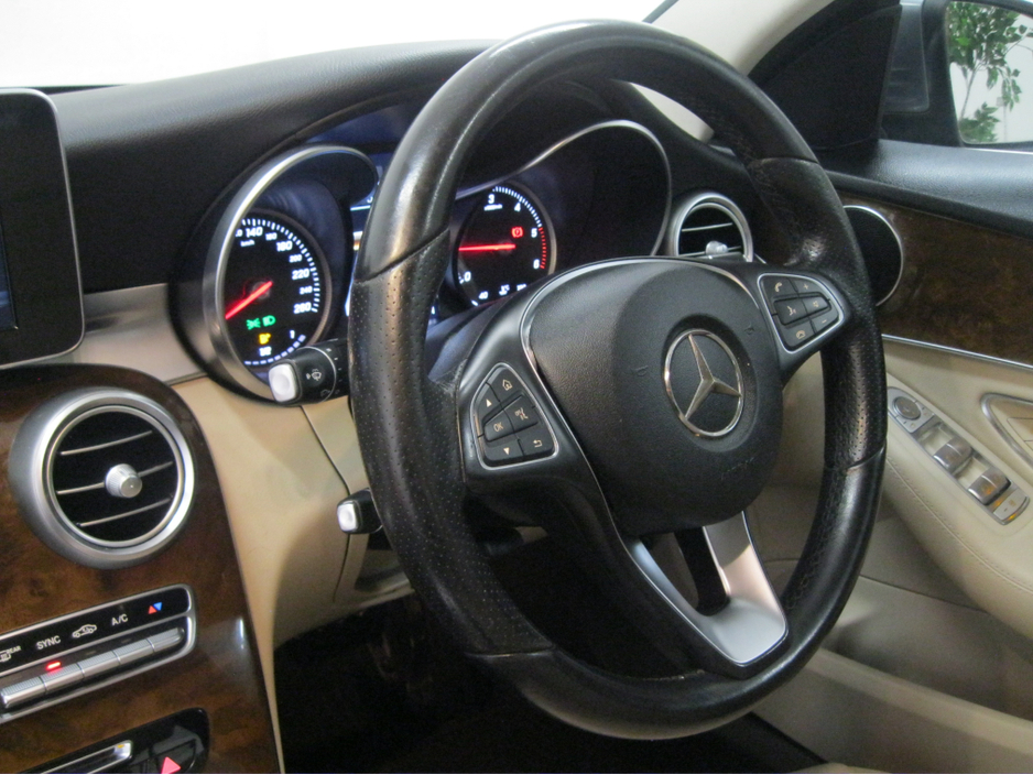 2017 Mercedes-Benz C Class 180 D AVANTGARDE AUTO 4DR €15,950