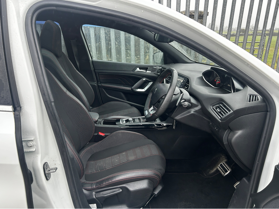 2017 Peugeot 308 1.2 Purtec GT Line €13,995