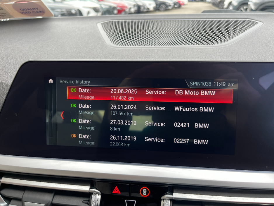 2019 BMW 3 Series - image 27