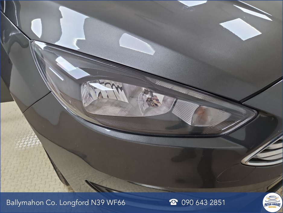 2017 Ford Focus - image 27