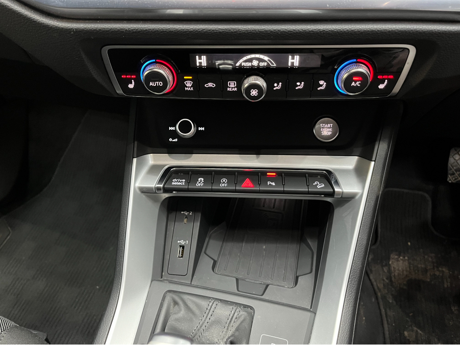 2020 Audi Q3 €29950! 2020 AUDI Q3 35TDI QUATTRO ADVANCED 2.0 AUTOMATIC / CRUISE CONTROL / 360° PARKING CAMERA / ELECTRIC HEATED SEATS / APPLE CARPLAY €29,950