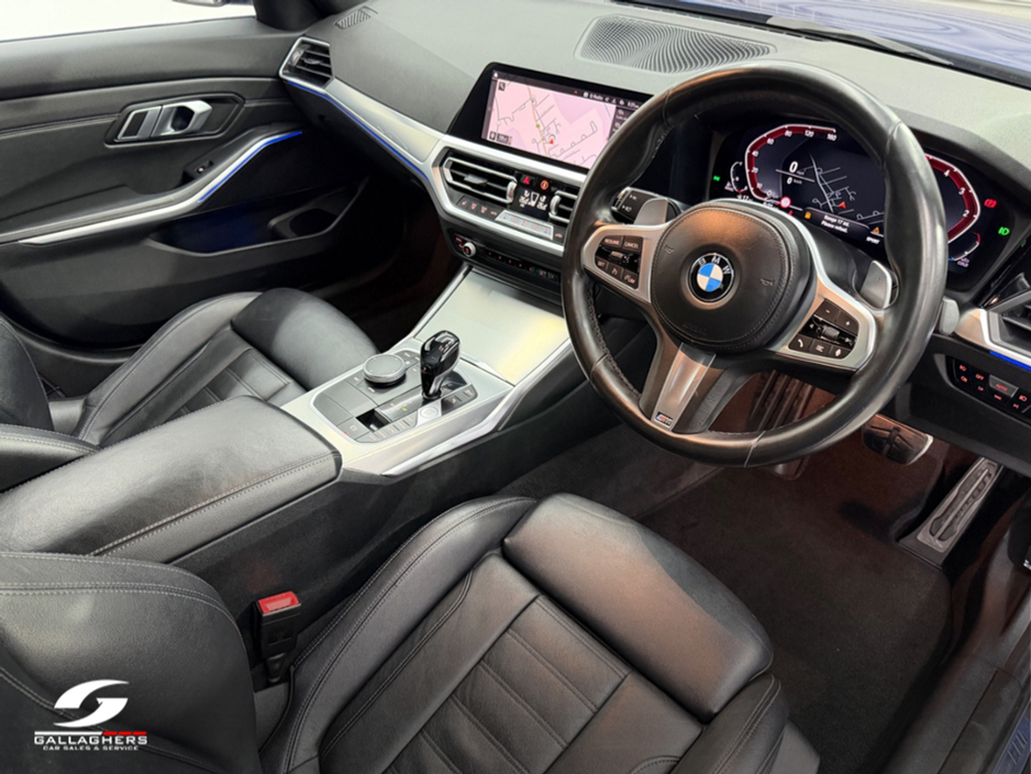 2021 BMW 3 Series - image 11