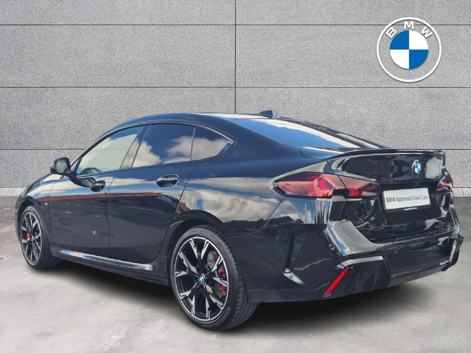 2025 BMW 2 Series - image 2