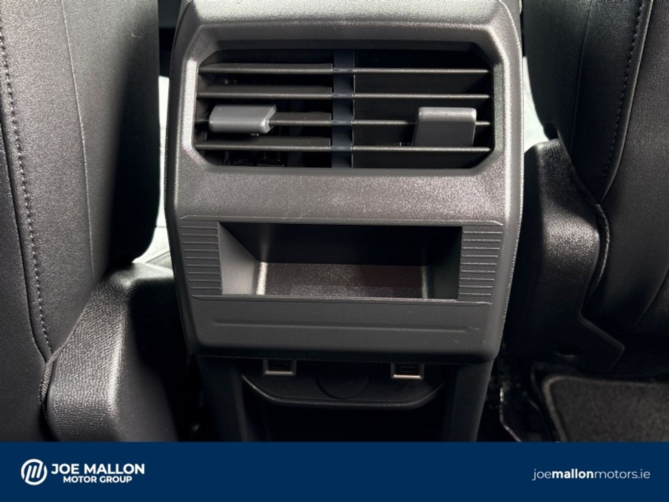 2025 Peugeot 3008 - image 30