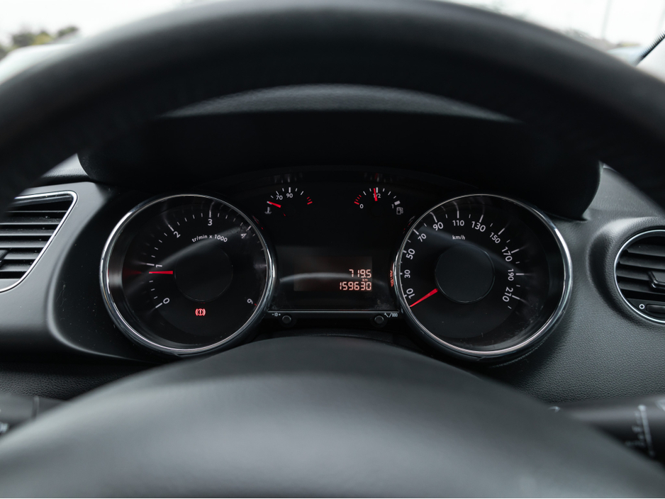 2016 Peugeot 3008 - image 12