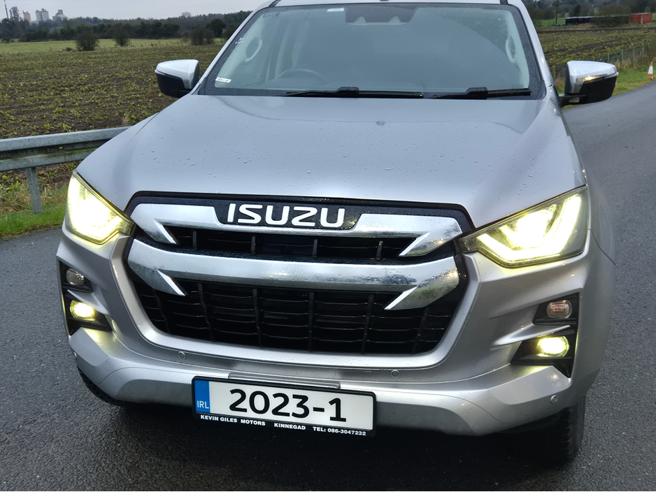 2023 Isuzu D-MAX DL40 AUTO  Vat included. €41,250