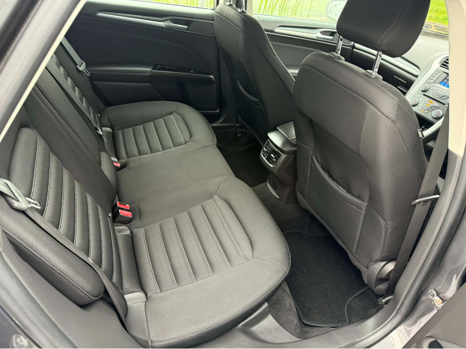 2018 Ford Mondeo - image 6