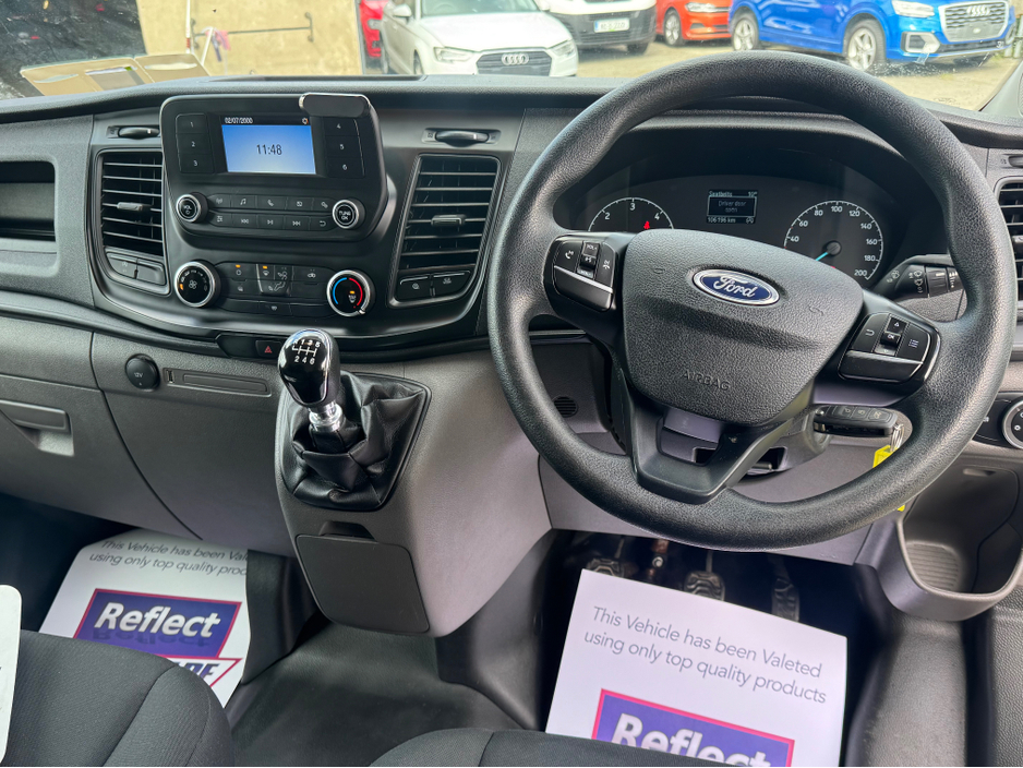 2022 Ford Transit Custom - image 8