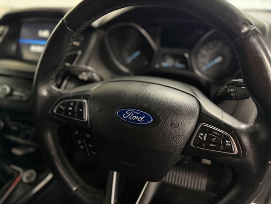 2015 Ford Focus 1.0 Titanium Ecoboost 125PS 5DR €9,777