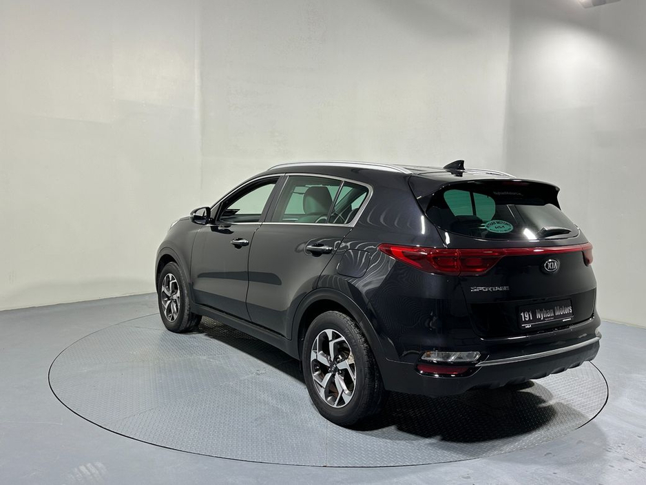 2019 Kia Sportage - image 5
