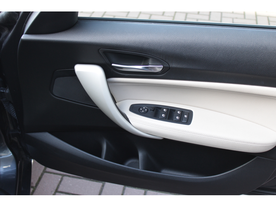 2015 BMW 1 Series - image 10