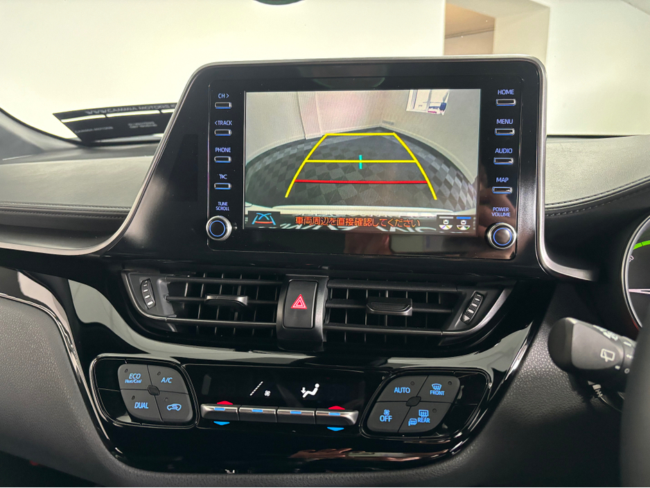 2020 Toyota C-HR - image 8