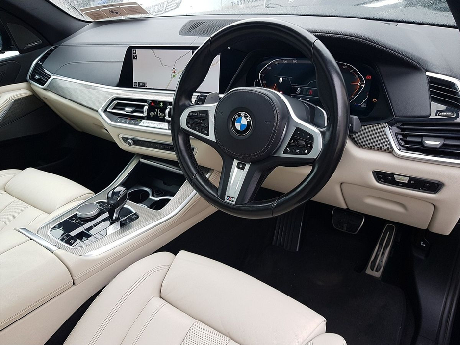 2021 BMW X5 - image 11