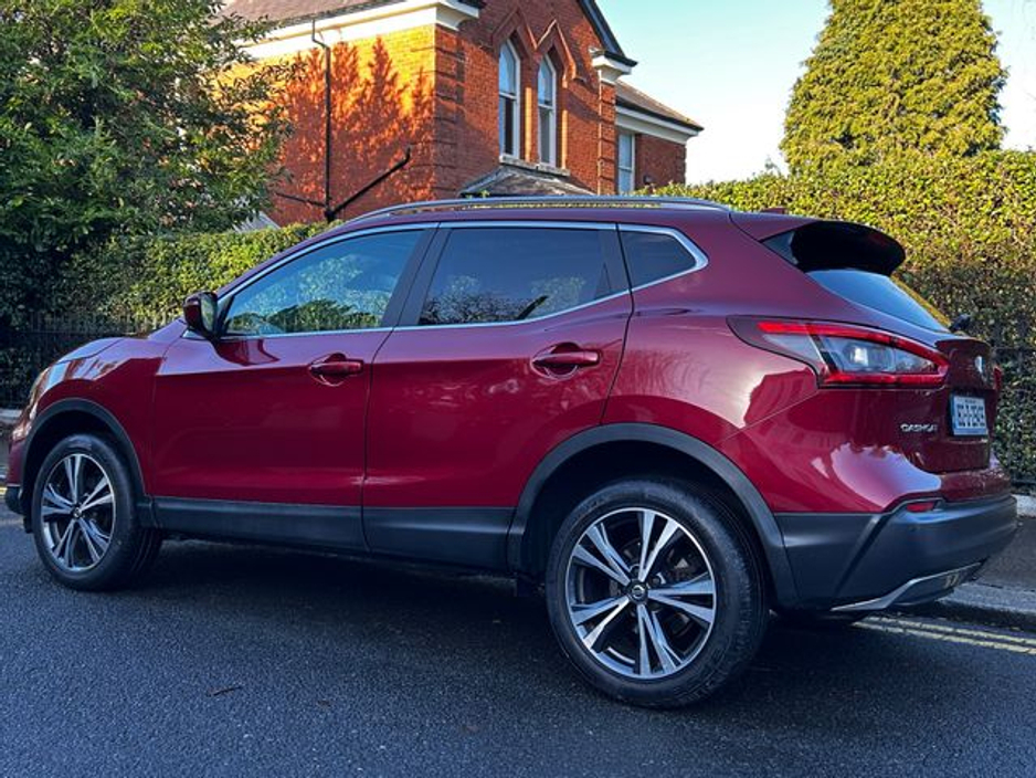 2018 Nissan Qashqai 1.5 DCI - PAN ROOF - 360 CAMERA €14,950