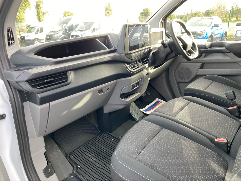 2025 Ford Transit Custom Crewcab SWB PHEV 232BHP Auto