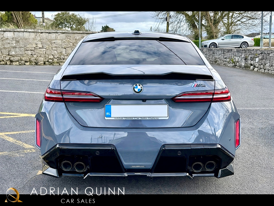 2025 BMW M5 - image 7