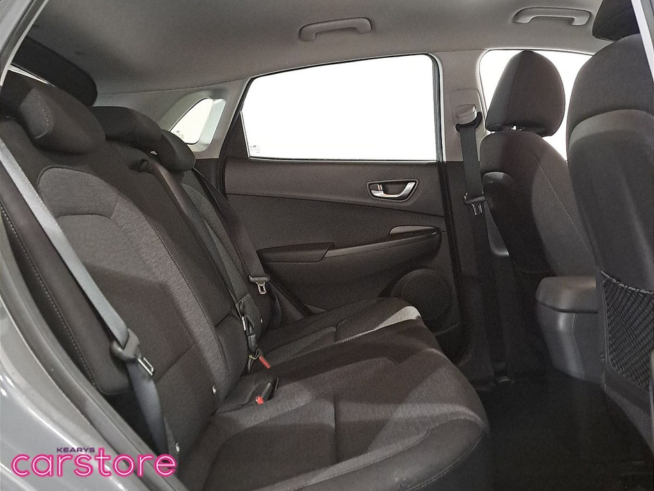 2023 Hyundai Kona - image 12