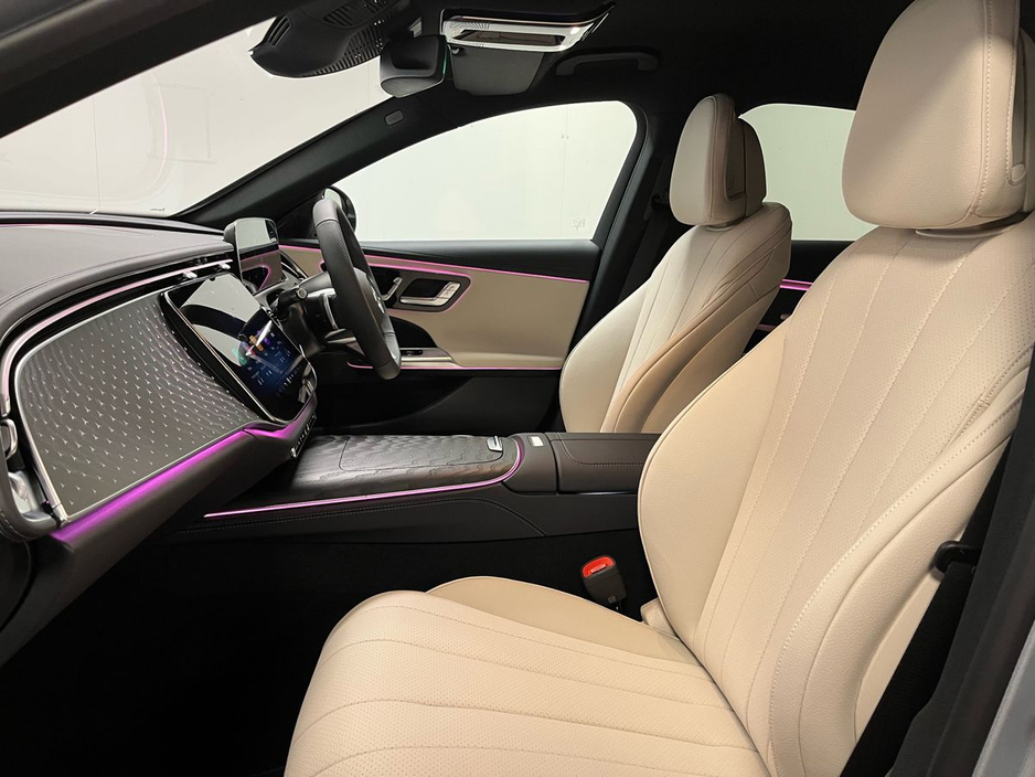 2026 Mercedes-Benz E Class 300e AMG - 19 Inch Alloys - Reversing Camera - Ambient Lighting - Sat Nav - Climate Control - Electric Heated Memory Seats - Keyless Start - Apple CarPlay/Android Auto €87,836