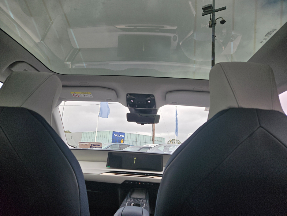 2026 DS Automobiles No8 - image 9