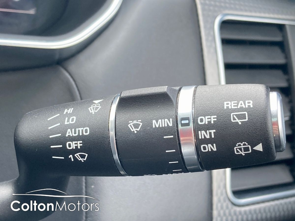 2020 Land Rover Range Rover Sport - image 25