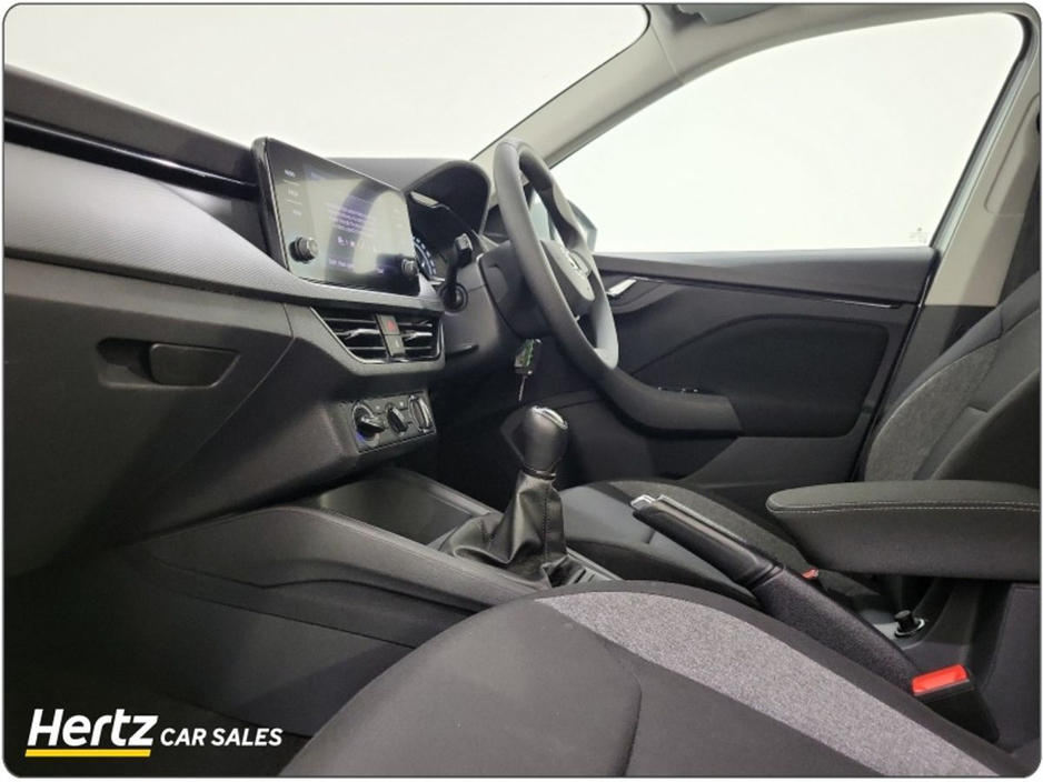 2024 Skoda Scala - image 4